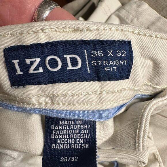 Men’s IZOD Straight Fit Khaki Relaxed fit pants - 3 pairs -36x32 - Picture 3 of 7